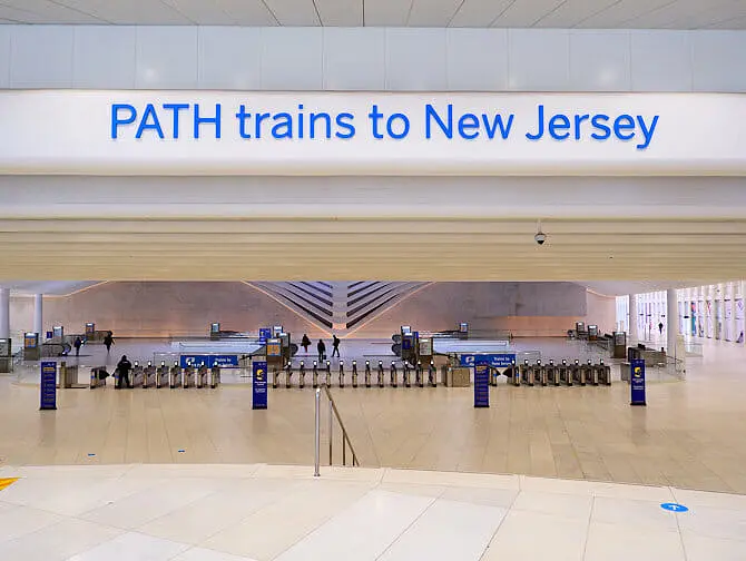 Trenes PATH desde New Jersey a Manhattan