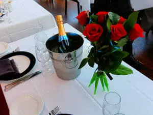 Crucero con cena de San Valentín en Nueva York