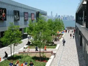Empire Outlets New York City en Nueva York - Vistas del Skyline