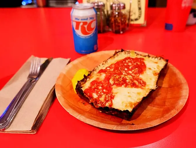 La mejor pizza en Nueva York - Pizza al estilo de Detroit